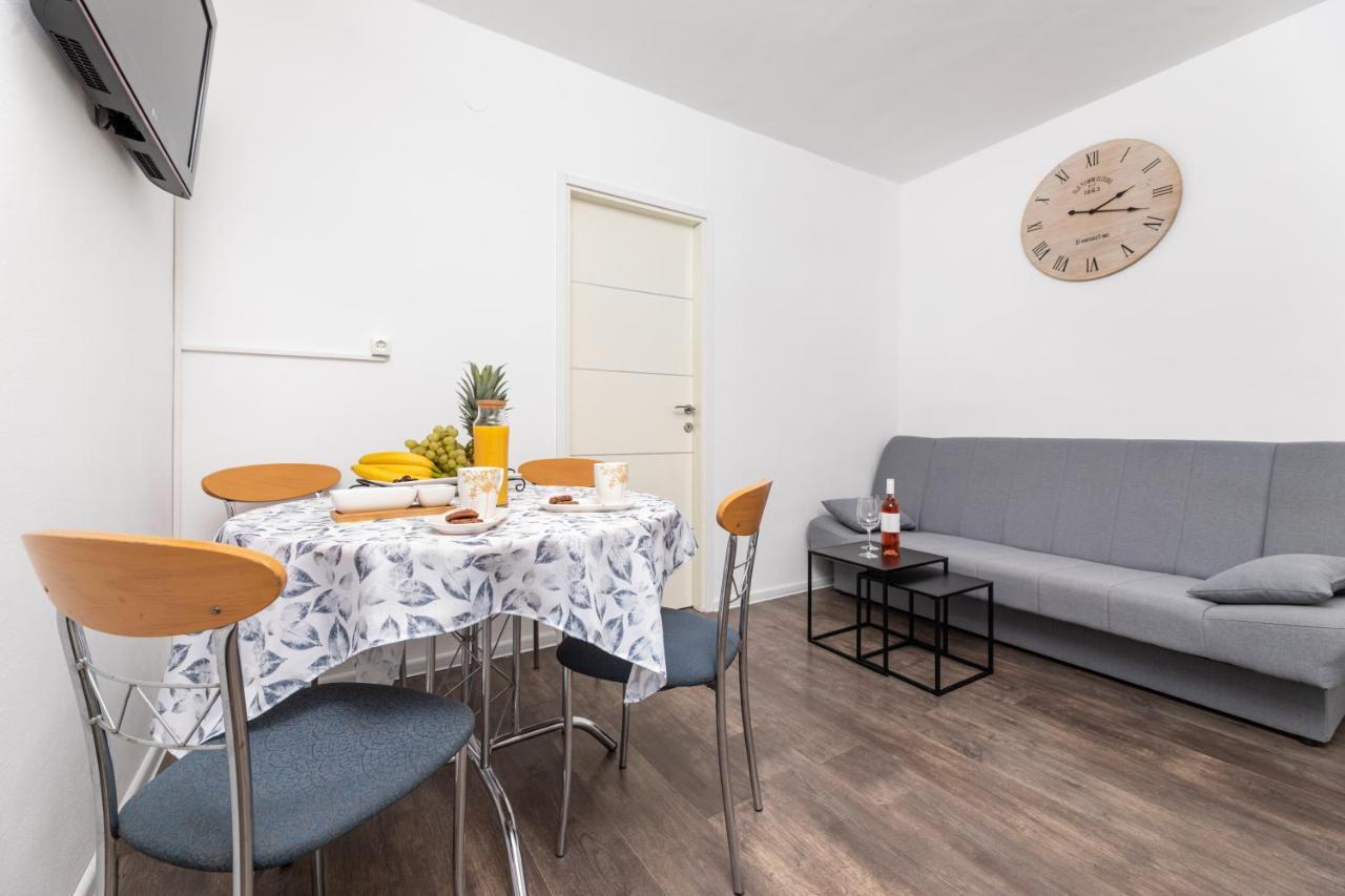 Apartments Aisa* Countryside Holiday Just 500M From The Beach! Krk Town Exterior photo